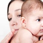 Co je to reflux u kojenců?